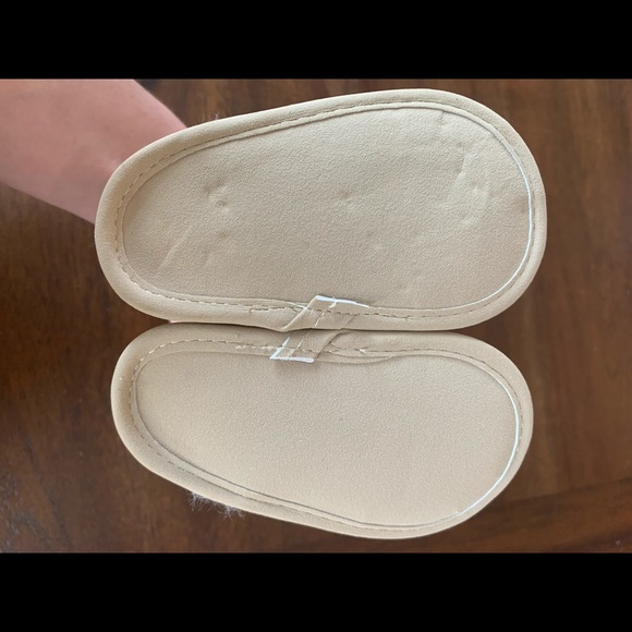 Boots - Picture 4 of 5